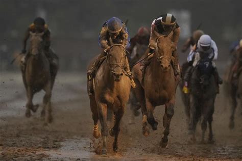 Horse Racing Today .
